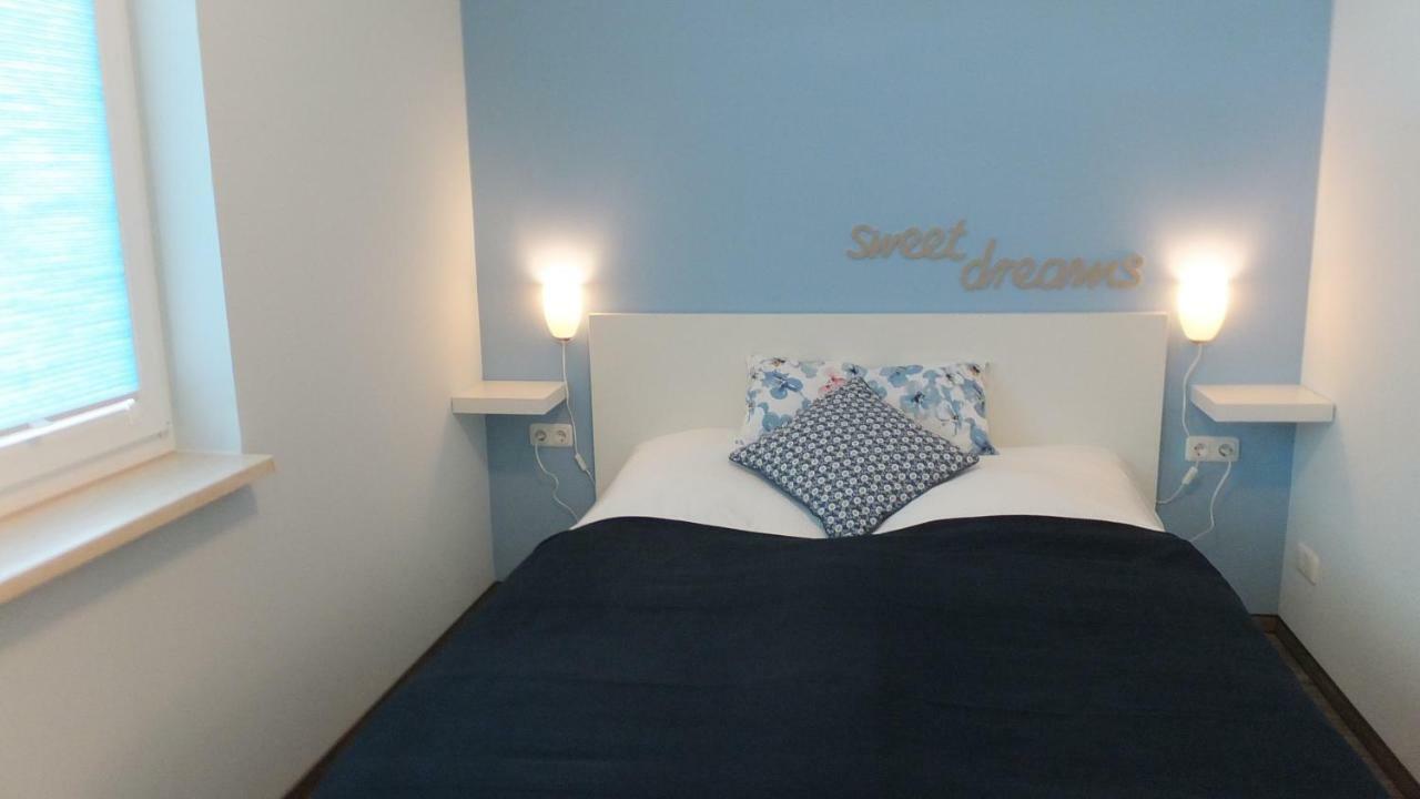 Ferienwohnung "Schonzeit" グラール・ミューリッツ エクステリア 写真